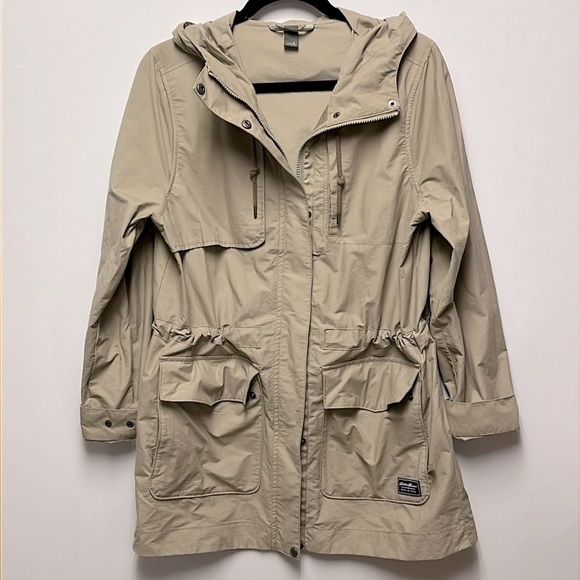 Eddie Bauer Trekker Trench in Stone/Khaki - Picture 3 of 8